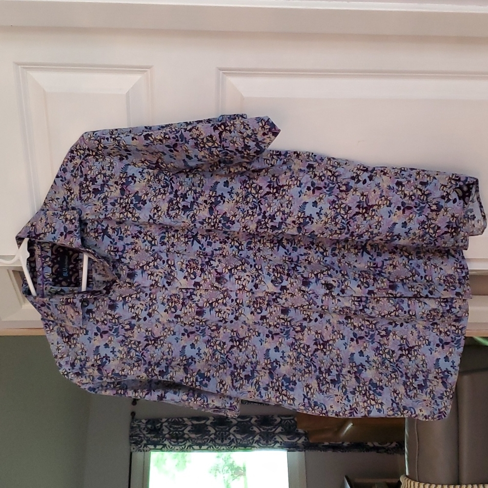 Men's Short Sleeved Button Up